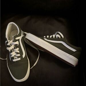 Vans old skool shoes